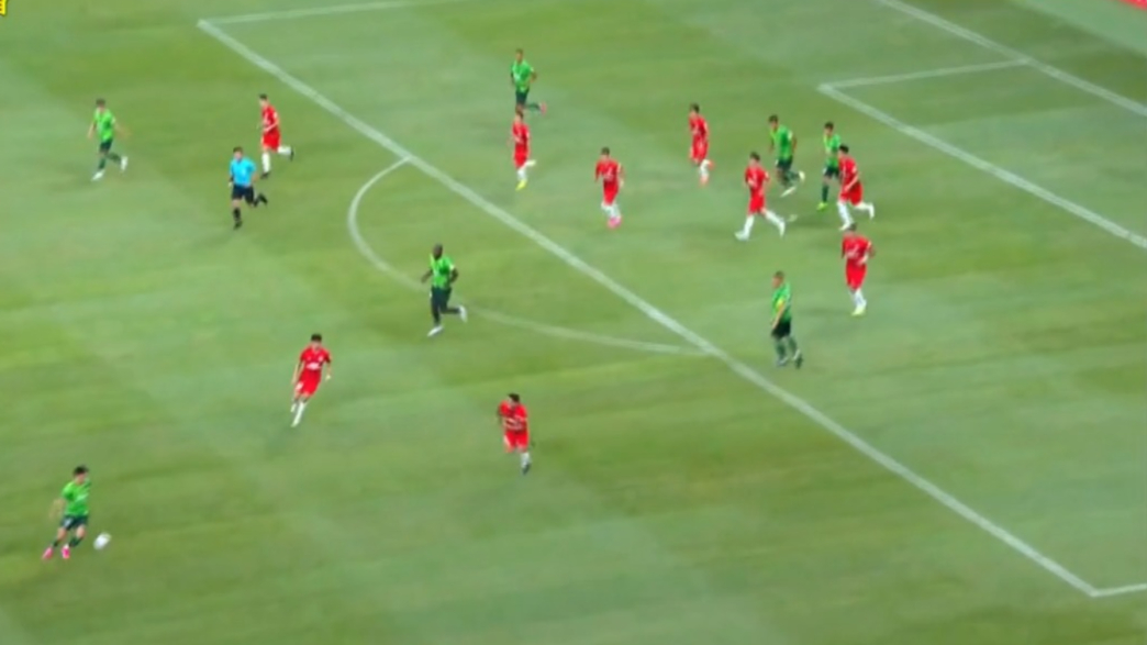 沙尔克04换帅如换刀,新帅首秀即取开门红  沙尔克04换帅如换刀,新帅首秀即取开门红