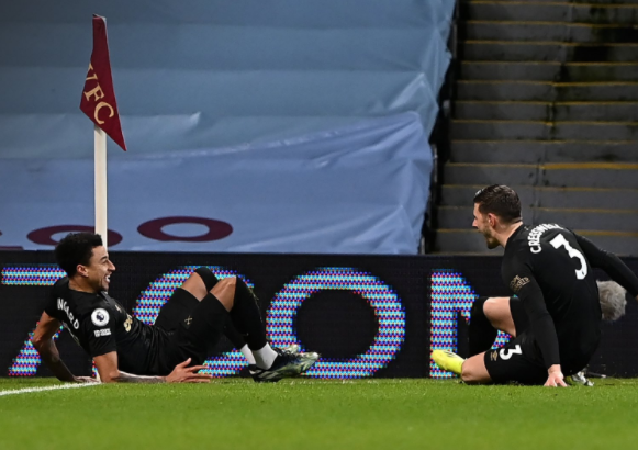 沃特金斯读秒绝杀,维拉客场掀翻西汉姆联